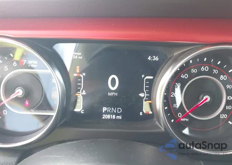 2021 Jeep Wrangler Unlimited Rubicon 4X4 z USA, uszkodzony, nr VIN 1C4HJXFG2MW620350